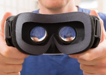 Virtual Reality Headset