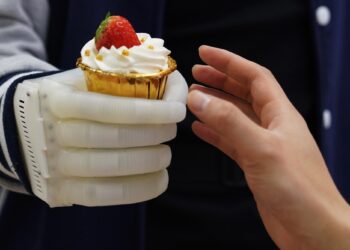 MIT Inflatable Robotic Hand