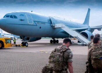 US struggles to speed up evacuate amid airport chaos as 31 August deadline looms