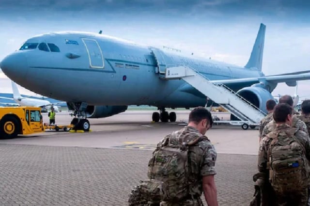 US struggles to speed up evacuate amid airport chaos as 31 August deadline looms