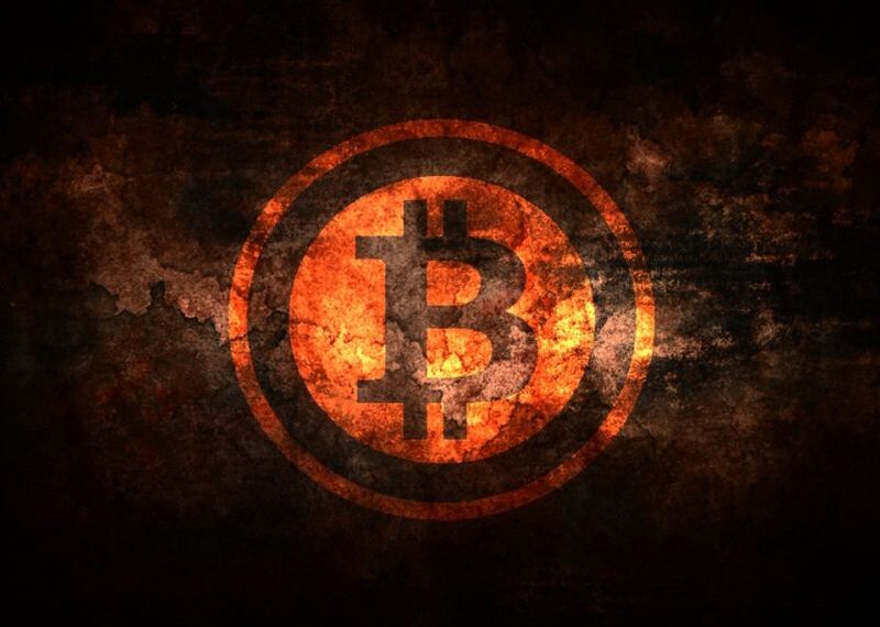 bitcoin retrocedió
