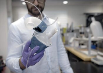 Los corazones robóticos impresos en 3D del MIT se ven y bombean como si fueran reales