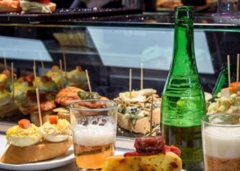 Descubre los mejores bares de tapas en Andalucía