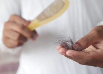 Mechon de pelo caido