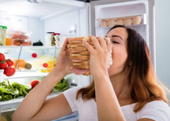 Razones para dejar de comer en exceso ahora mismo
