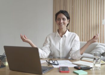 La importancia de hacer pausas para respirar profundamente