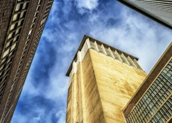 La asesoría industrial para el montaje de grandes estructuras es un garante