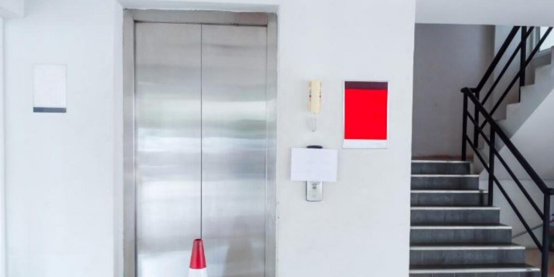 Usar escaleras en lugar de elevador
