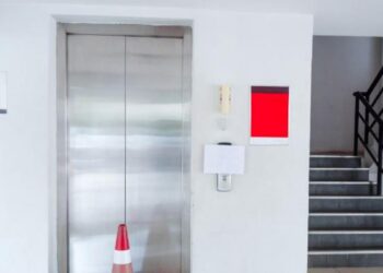 Usar escaleras en lugar de elevador