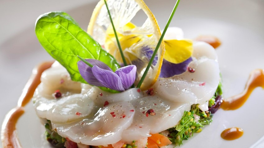 Carpacio de vieiras, plato gourmet