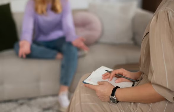 Mujer en el psicologo