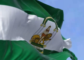 Significado de los colores y el escudo de la bandera de Andalucía
