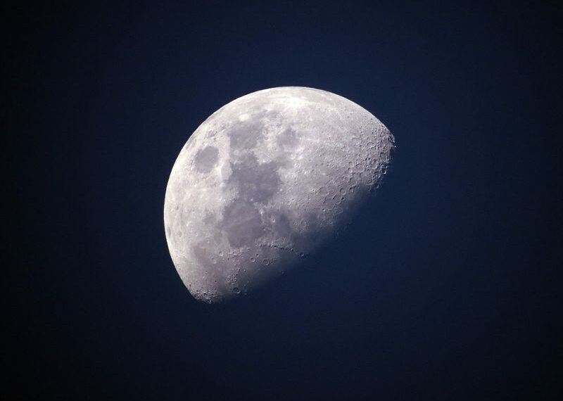extraer agua de la Luna