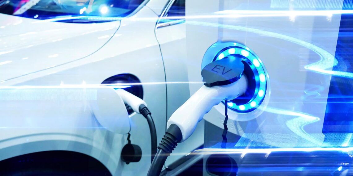 Illustration Fast Charging Battery Technology
