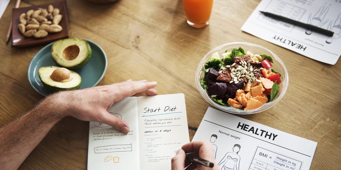 Construye una vida sana con una dieta balanceada diaria