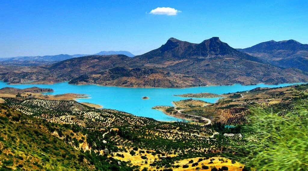 Descubre las impresionantes montañas de Andalucía: Una guía completa