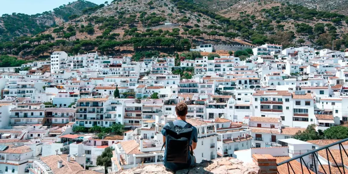 Descubriendo el encanto de los pueblos blancos: una guía completa