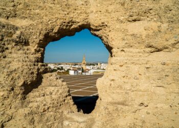 Top 10 Lugares Únicos Donde Cenar en Sevilla Este: Guía Completa
