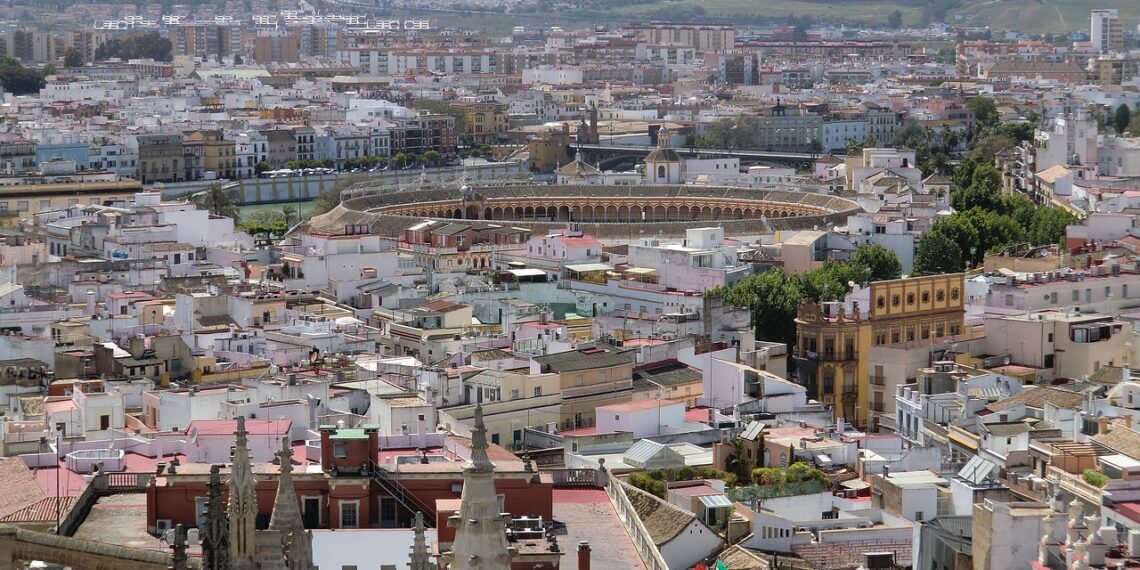 Los 10 Mejores y Más Baratos Lugares Donde Comer en Sevilla: Guía Definitiva 2022