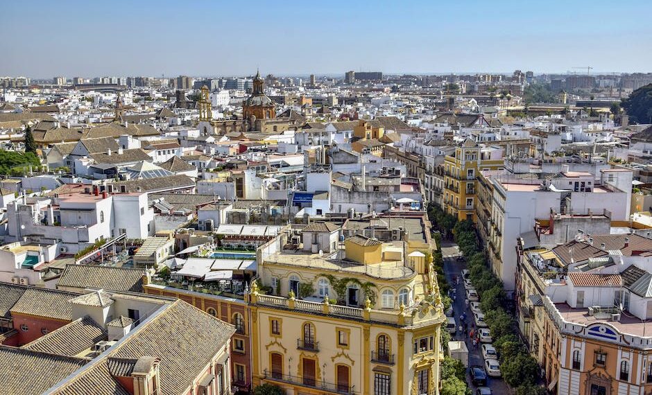 Los 10 Mejores Lugares para Disfrutar de una Auténtica Paella en Sevilla