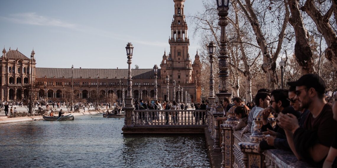 Los Mejores Lugares para Comer con Niños en Sevilla Centro – Guía Definitiva