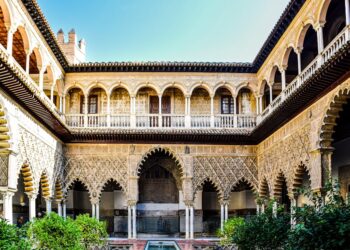 Los 10 Mejores Restaurantes con Terraza en Sevilla: ¡Descubre Dónde Comer!