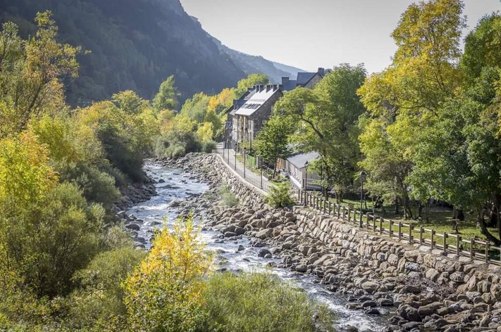 Desconexión y naturaleza en Canfranc Estación
