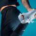 El dilema de la talla: Por qué tus zapatos de fútbol no deberían quedarte «como un guante»