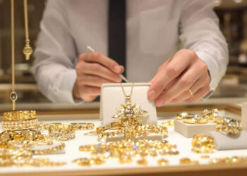 Cuándo merece la pena acudir a un compro oro en Bilbao para vender joyas